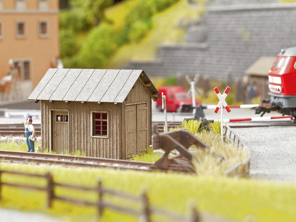 Noch NO14308 Small Track House for H0