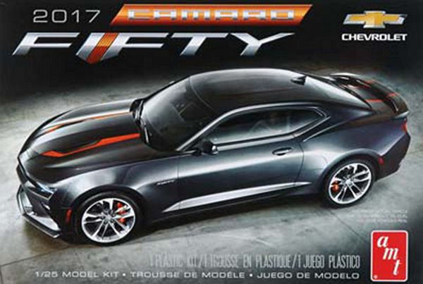 AMT 1035 1-25 2017 Chevy Camaro 50th Anniversary