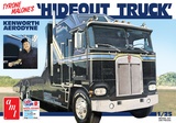 AMT 1158 Tyrone Malones Hideout Truck