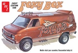 AMT 1265 1975 CHEVY VAN FOXY BOX