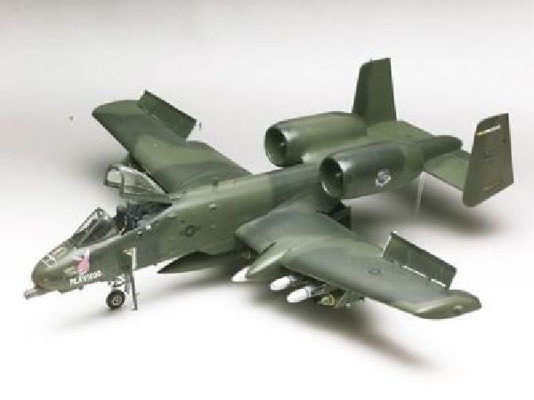 Revell 855521 1-48 A-10 Warthog