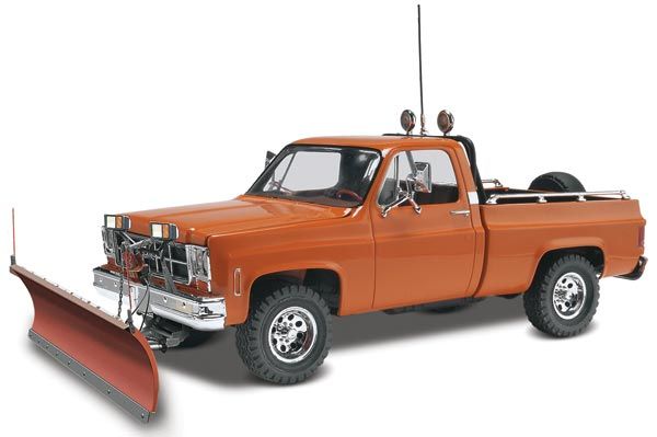 Revell 857222 1-24 GMC Pickup with Snow Plow