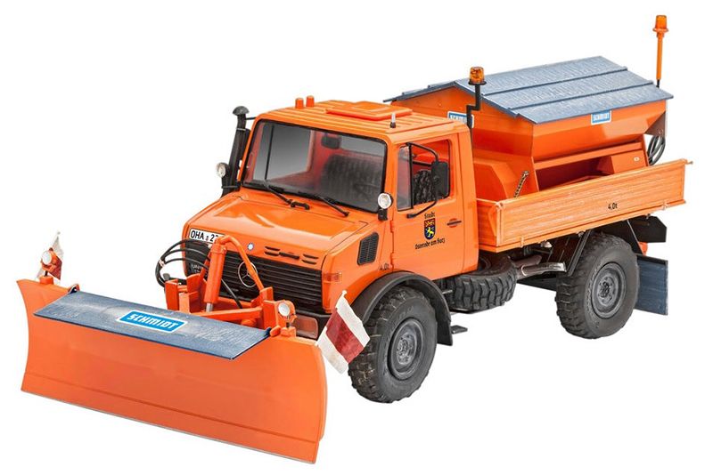 Mercedes Benz Unimog U1300L TLF 8/18 Fire Truck 1/24 Revell