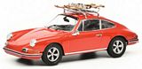 Schuco 450258700 Porsche 911 S Skiurlaub Red