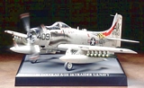 These incledible Tamiya airplanes models start moving their propellers as soon as you touch them whit your fingers representing in a static model a unit on flight.
