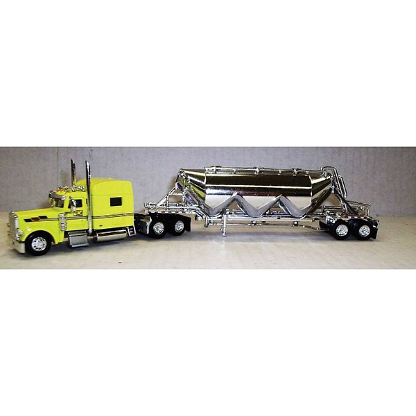 TrucksNstuff SPEC008 Peterbilt 389 Sleeper with Pneumatic Bulk Trailer