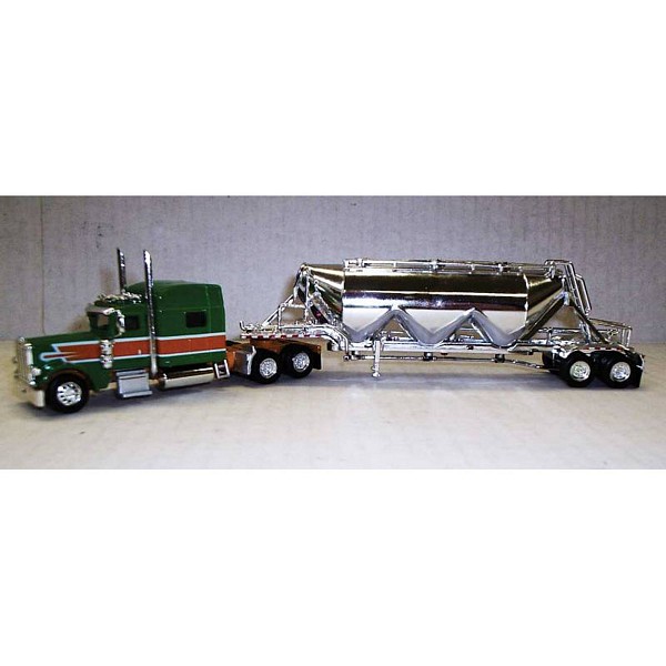 TrucksNstuff SPEC018 Peterbilt 389 Sleeper with Pneumatic Bulk Trailer