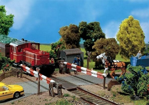 Faller 120173 Guarded level crossing