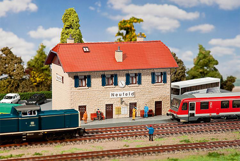 Faller FA131270 | HO Railway Stations Bldg