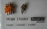 Faller 191504B Action Theme City Figures-Elderly Couple and Man Walking Up Stairs