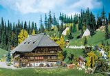 Faller 130366 Black Forest farmyard