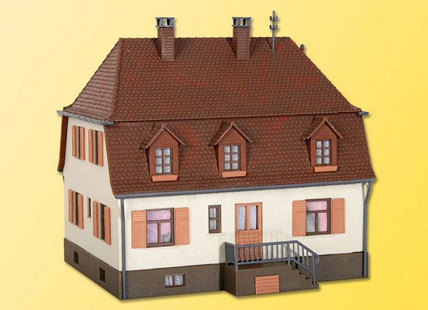 Kibri 38166 House with hipped roof