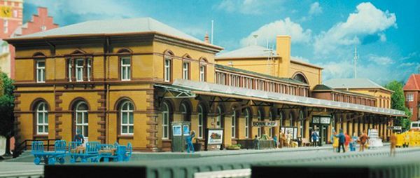 Kibri 39373 Bonn Train Station