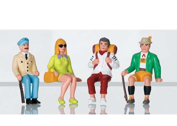 LGB 53007 Set of Seated Tourist Figures