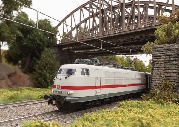 Trix 25050 Class 1031 Electric Locomotive