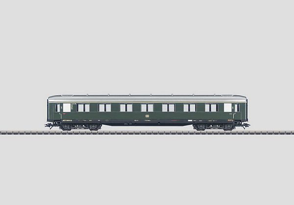 Marklin 43202 Express Train Passenger Car Schnellzugwagen