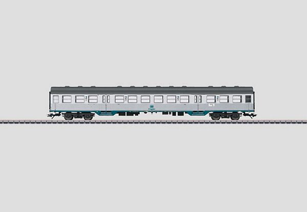 Marklin 43802 Commuter Car BR Bnrzb 724 DB