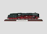 Marklin 39014 Express Locomotive w-Tender