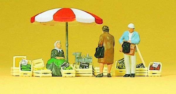 Preiser 10337 Seated Market Woman and Customers