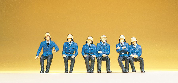 Preiser 14207 Seated firemen