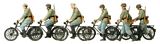 Preiser 16596 Cycling Squad Riding and Walking Epoch II