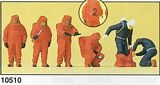Preiser 10510 Firemen with chemical resistent suits