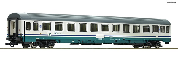 Roco 74286 2nd class EC passenger coach FS