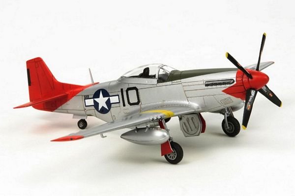 Tamiya 25148 North American P-51D Mustang