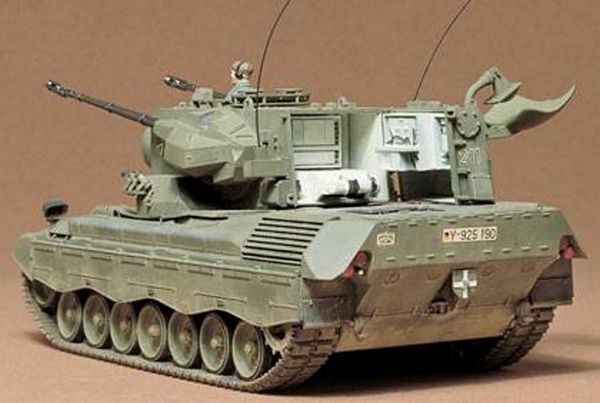 Tamiya 35099 West German Flkpnzr Gepard Kit