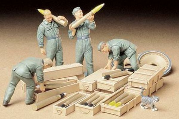 Tamiya 35188 German Tank Ammo-Loading Crew