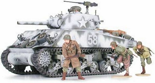 Tamiya 35251 M4A3 Sherman 105mm Howitzer