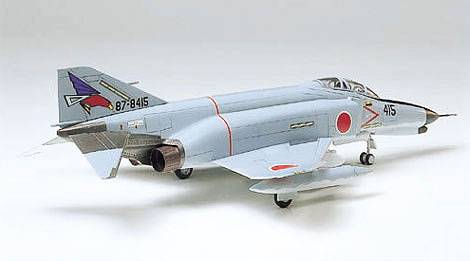 Tamiya 61605 F-4EJ Phantom II