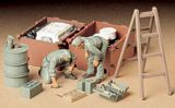 Tamiya 35180 German Tank Maintenance Crew