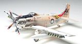 Tamiya 61058 Douglas Skyraider AD-6 A-1H