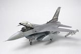 Tamiya 61101 Lockeed F-16C block 25-32