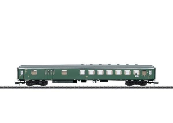 MiniTrix 18404 Type BD4um-61 Express Train Passenger Car