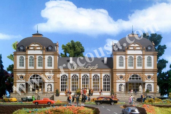 HO Scale Kibri European Stations & Town Houses Multi Listing