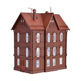 Vollmer 43806 Railroad Man House with Roofridge